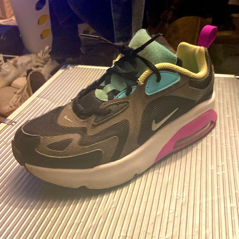 Nike air200